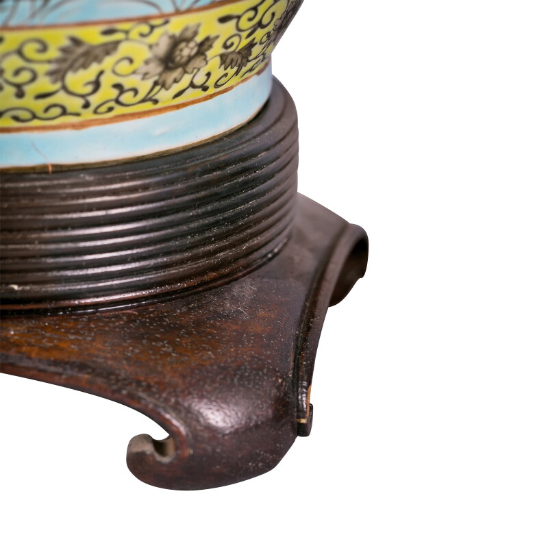 Cover image 0