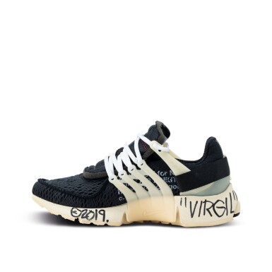 Voir en plein écran - Voir 1 du lot 55. Virgil Abloh Signed Nike Air Presto Off-White 'The Ten' | Size 9.