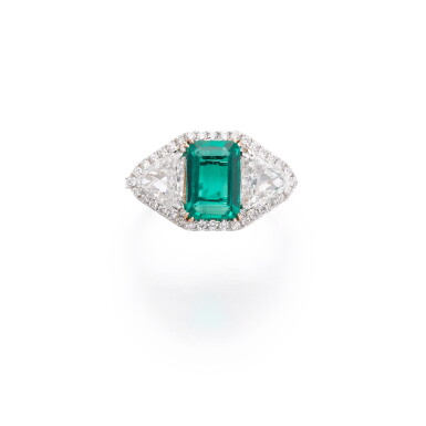 View full screen - View 1 of Lot 424. Emerald and diamond ring.