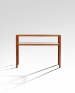 Console, vers 1925