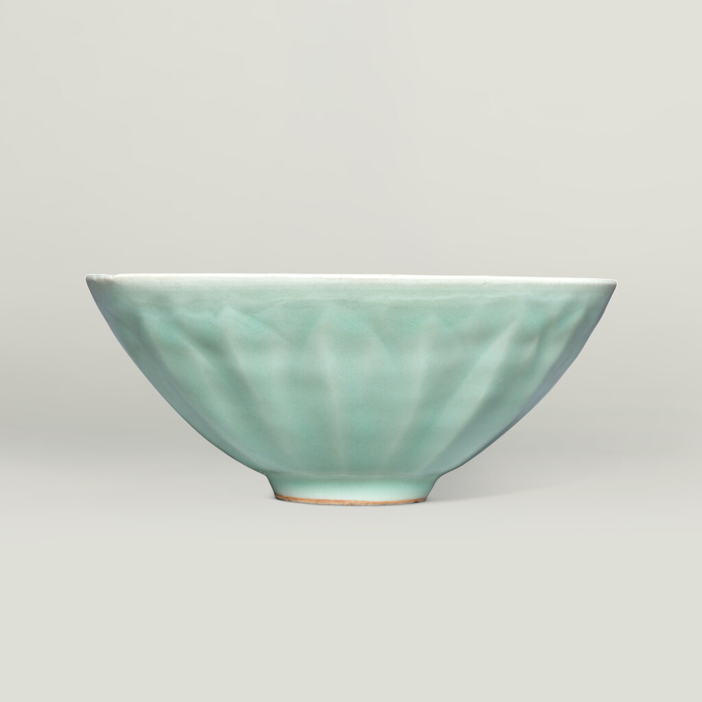 View full screen - View 1 of Lot 127. A superb carved 'Longquan' celadon-glazed 'lotus' bowl, Southern Song dynasty .