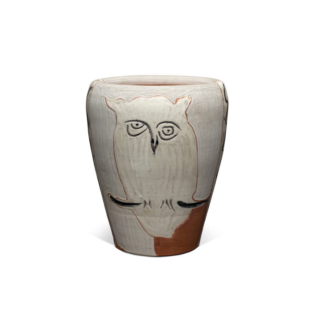 View full screen - View 1 of Lot 29. Visage et hibou (A. R. 407).