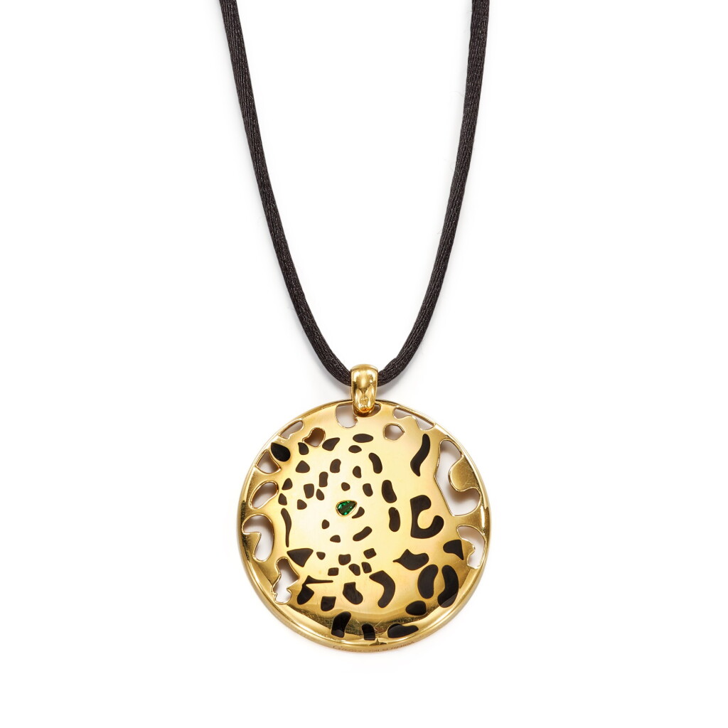 View full screen - View 1 of Lot 2937. 'Panthère' Gold, Enamel and Emerald Pendent Necklace | 卡地亞 | 'Panthère' K金 配 琺瑯彩 及 祖母綠 項鏈.