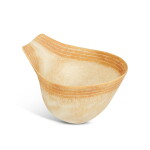 Banded 'bird' pot