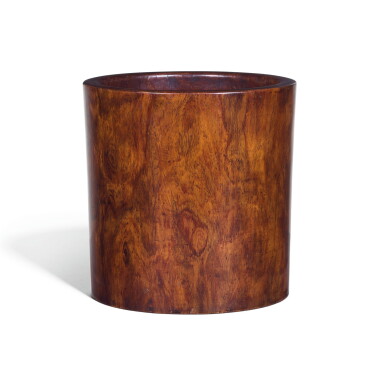 View full screen - View 1 of Lot 103. A HUANGHUALI BRUSHPOT, QING DYNASTY, 17TH/18TH CENTURY 清十七/十八世紀 黃花梨筆筒.