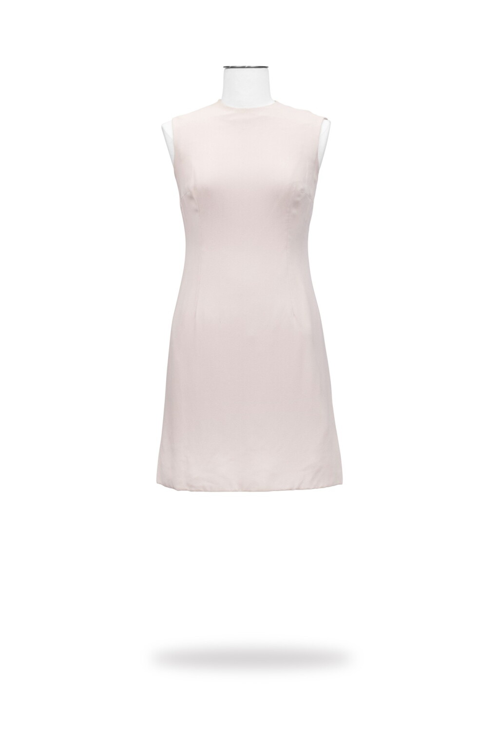 View full screen - View 1 of Lot 64. Lancetti, circa 1965, Pale pink jersey tunic dress | Robe droite en jersey rose pâle.
