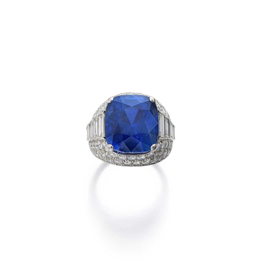 View full screen - View 1 of Lot 250. Sapphire and diamond ring, 'Trombino' | 寶格麗 藍寶石及鑽石 'Trombino' 戒指.