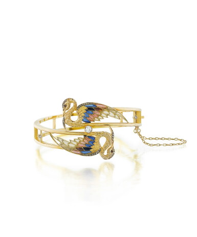 View full screen - View 1 of Lot 2. Masriera | Bracelet émail, diamants et rubis | Enamel, ruby and diamond bracelet.