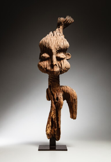 View full screen - View 1 of Lot 8. Statue-portrait du roi Toukam, Royaume de Batoufam, Bamiléké, Cameroun | Batoufam Kingdom Portrait Figure of the King Toukam, Bamileke, Cameroon.