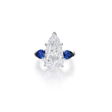 View full screen - View 1 of Lot 225. Diamond and Sapphire Ring | 10.11克拉 梨形 D色 内部無瑕 鑽石 配 藍寶石 戒指.