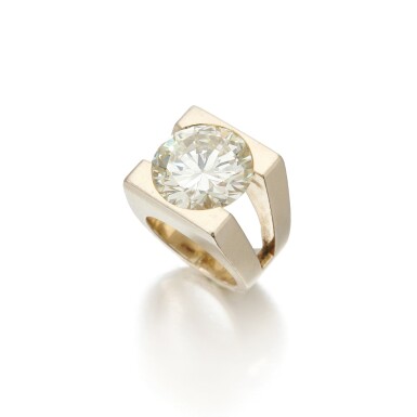 View full screen - View 1 of Lot 159. Diamond ring (Anello con diamante).
