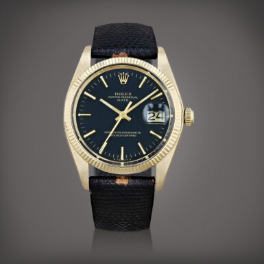 View full screen - View 1 of Lot 661. Date, reference 1503 Montre bracelet en or jaune avec date | Yellow gold wristwatch with date Vers 1978 | Circa 1978.
