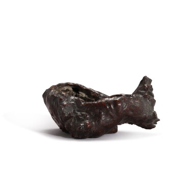 View full screen - View 1 of Lot 3646. A wood 'root' waterpot, signed Erqiao Shanren, Qing dynasty, 18th century | 清十八世紀 木根型水盂 《二樵山人製》款.