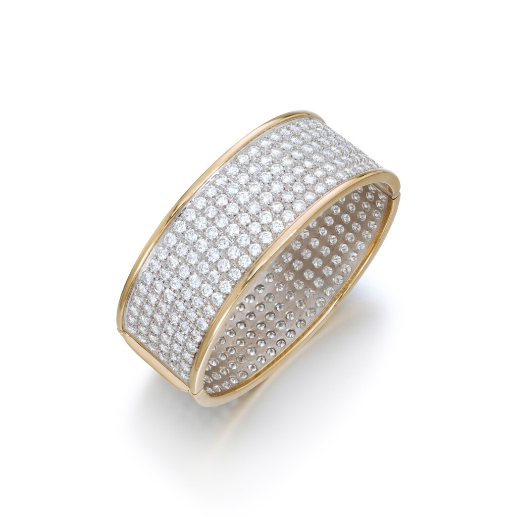 View full screen - View 1 of Lot 854. Diamond Bangle.