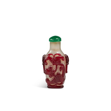 View full screen - View 1 of Lot 116. A red-overlay snowflake glass 'chilong' snuff bottle, Qing dynasty, 19th century.