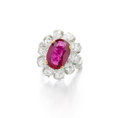 View full screen - View 1 of Lot 85. Ruby and diamond ring (Anello con rubino e diamanti).