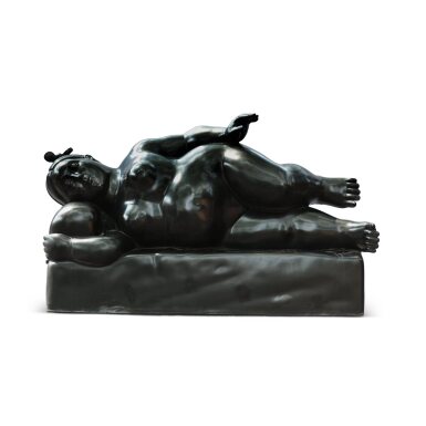 View full screen - View 1 of Lot 17. Fernando Botero 費南度・波特羅 | Donna sul leto 南多納 夏季.