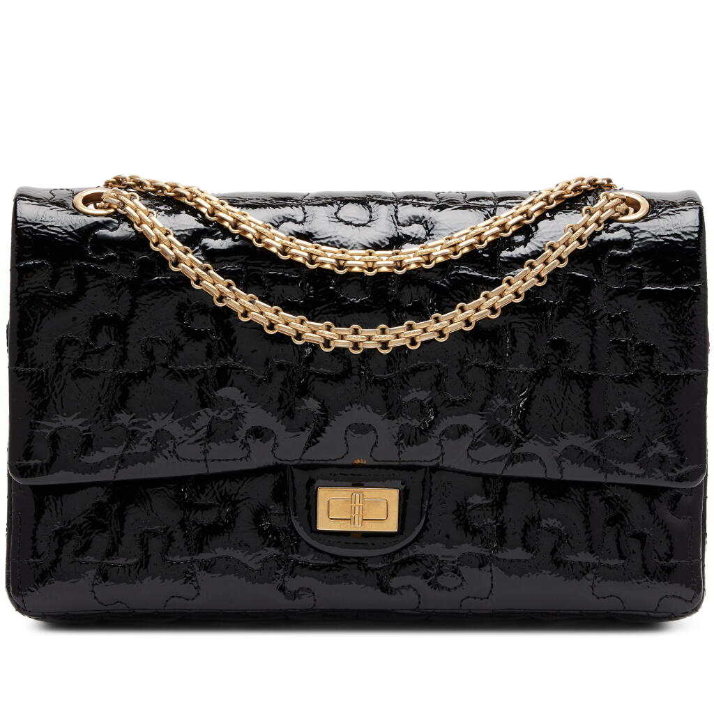 全螢幕檢視 - 查看218Black Patent Puzzle 2.55 Reissue 226 Double Flap Gold Hardware, 2008的1