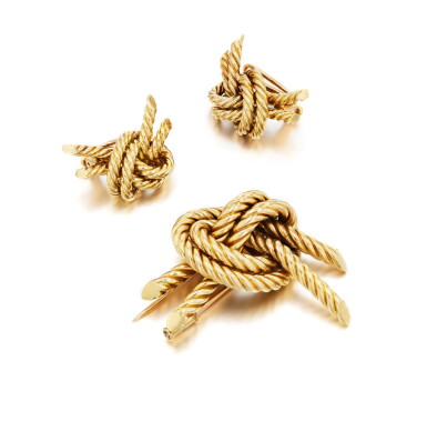 View full screen - View 1 of Lot 391. Hermès | Demi-parure or | Gold demi-parure.