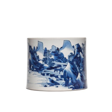 View full screen - View 1 of Lot 292. A blue and white brushpot, Qing dynasty, Kangxi period | 清康熙 青花山水人物圖筆筒.