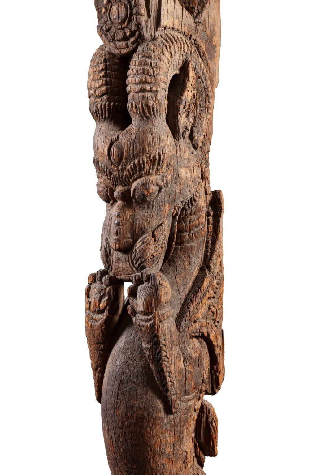 全萤幕检视 - 查看67A large wood sculpture depicting Ajarukula Nepal, 16th century | 尼泊爾 十六世紀 木雕羊頭神屋樑的1