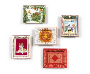 View full screen - View 1 of Lot 33. Lot comprising five modern Hermès porcelain trays.