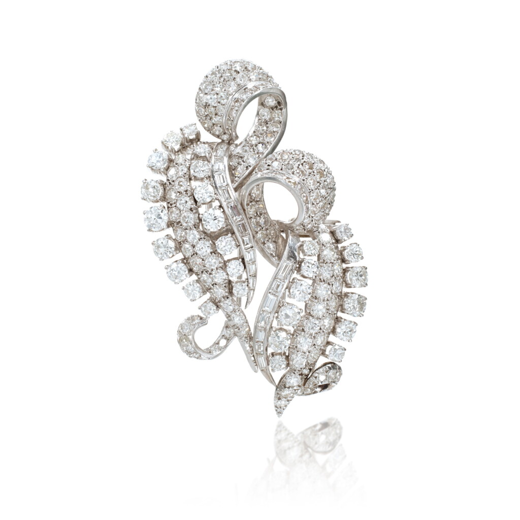 View full screen - View 1 of Lot 614. Diamond Double-Clip Brooch.