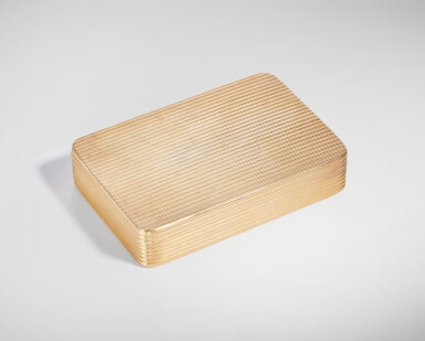 View full screen - View 1 of Lot 707. A Gold Snuff Box, Souchay & Colins, Hanau, Circa 1820.