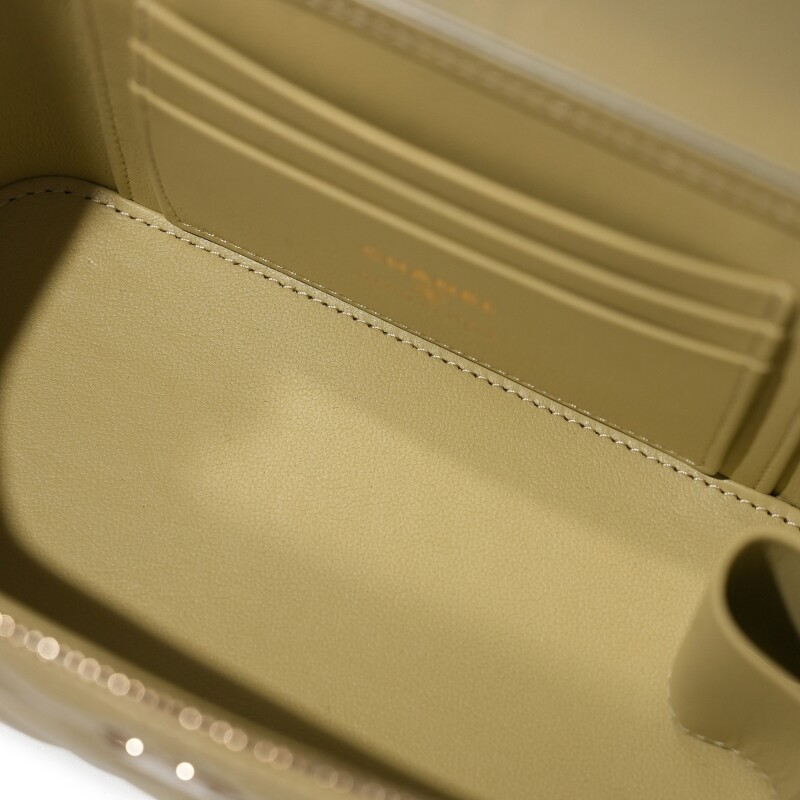 Cover image 0
