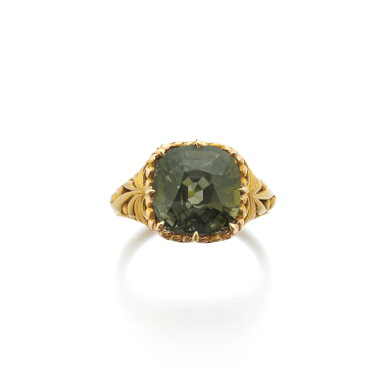 View full screen - View 1 of Lot 892. Alexandrite ring.