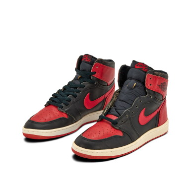 View full screen - View 1 of Lot 9. 1985 Nike Air Jordan 1 "Bred" Size 11 .