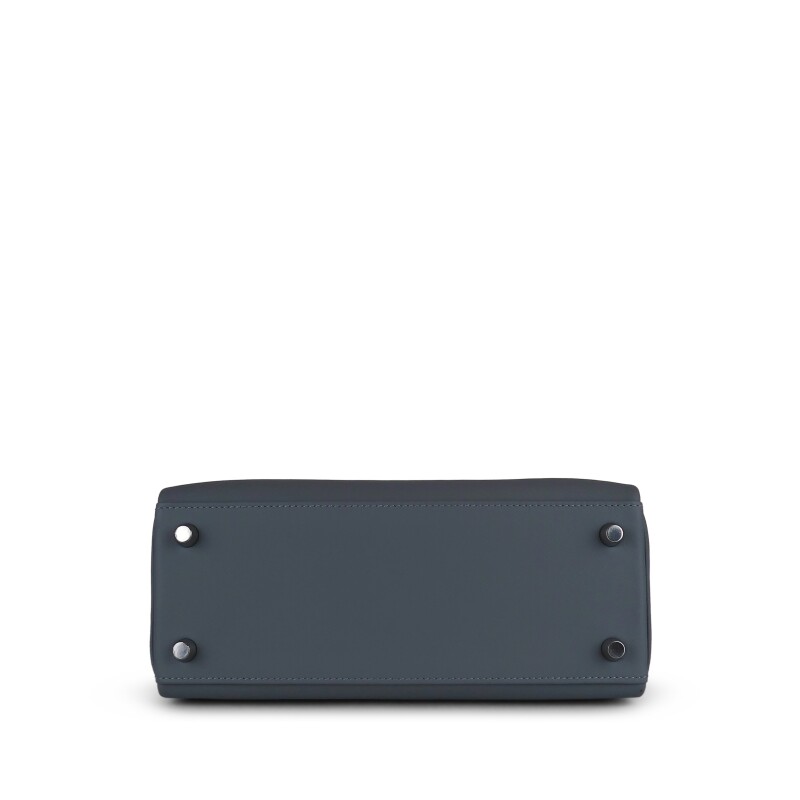 Cover image 0