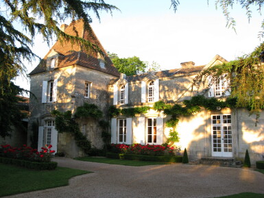 View full screen - View 1 of Lot 38. Vieux Château Certan 2005 (6 MAG).