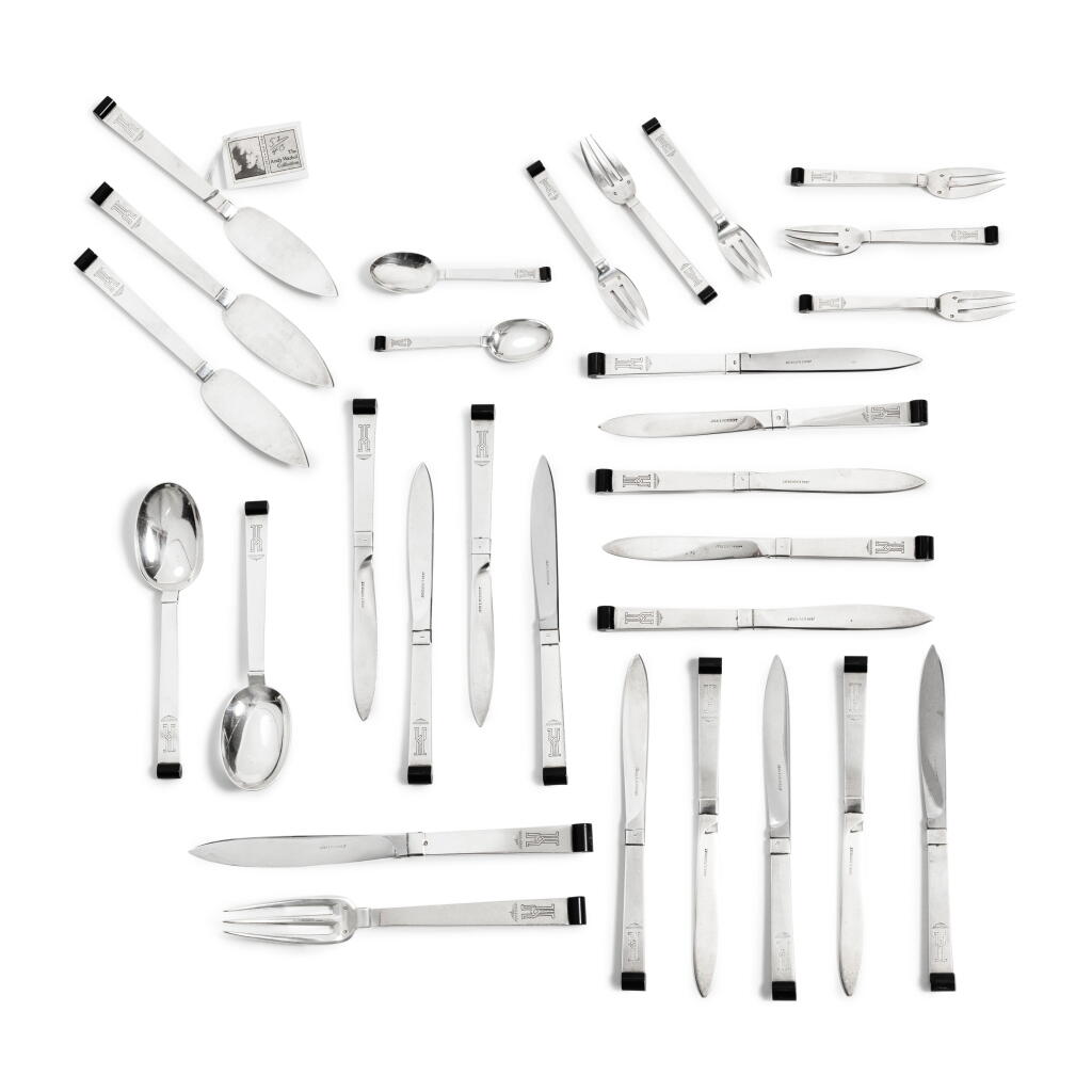 View full screen - View 1 of Lot 139. A silver flatware set by Jean Puiforcat and a crystal Baccarat set of glasses, Paris, circa 1930 | Ensemble de couverts en argent par Jean Puiforcat et de verres en cristal de Baccarat, Paris, vers 1930.