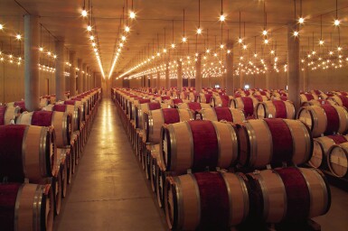 View full screen - View 1 of Lot 9463. Pauillac de Château Latour 2015 (12 BT).