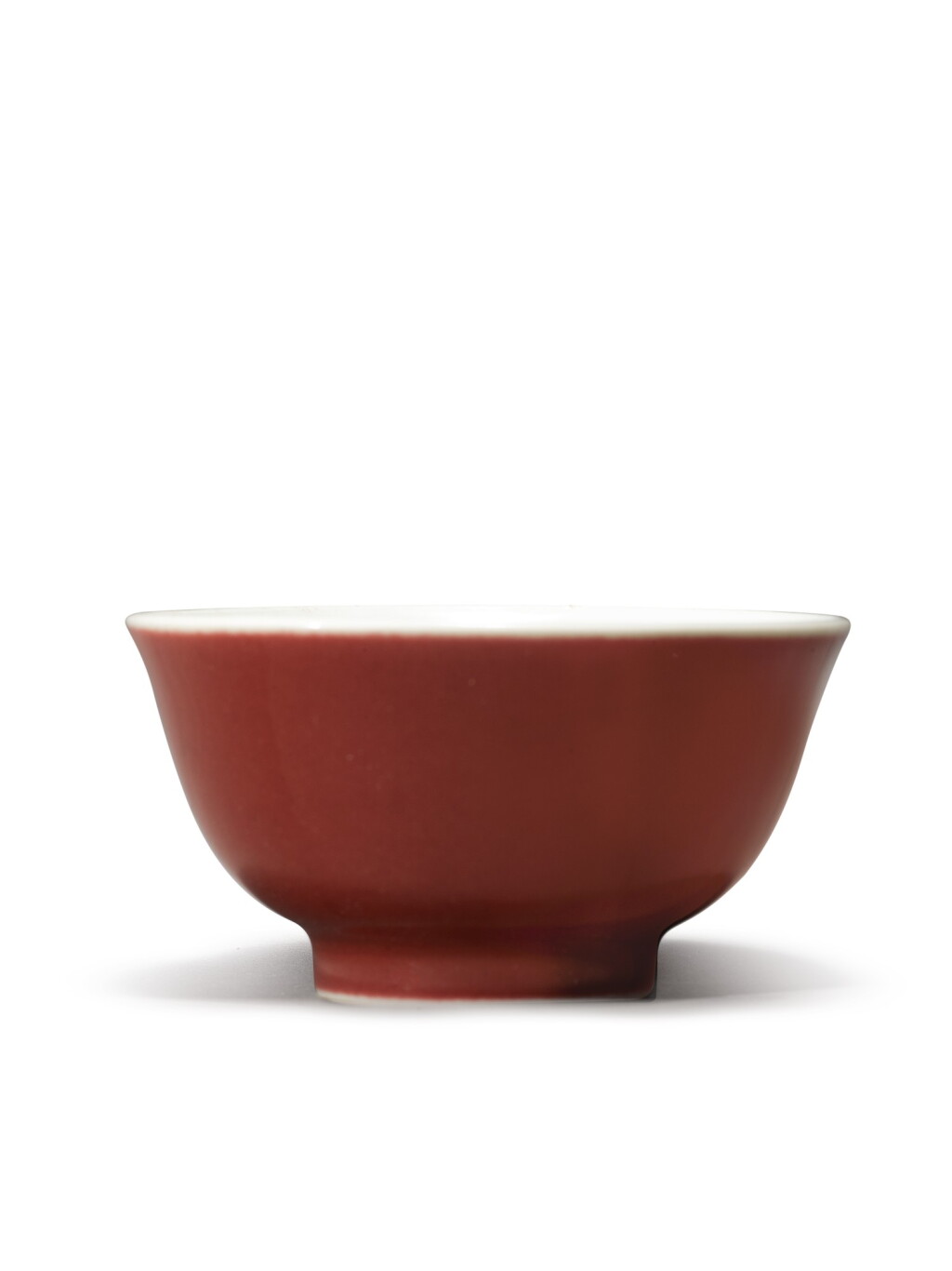 View full screen - View 1 of Lot 546. A small copper-red-glazed bowl.