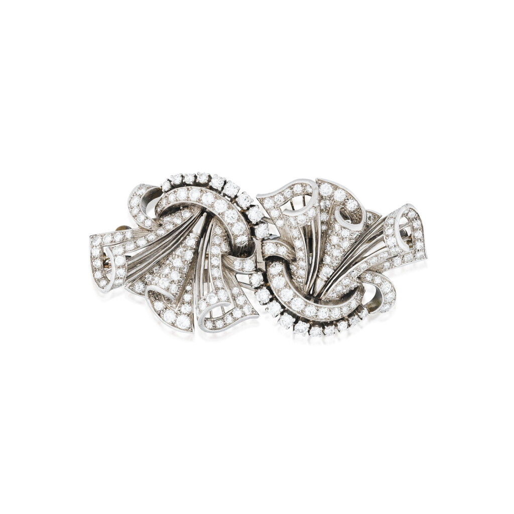 View full screen - View 1 of Lot 329. Broche double-clip diamants | Diamond double-clip brooch.