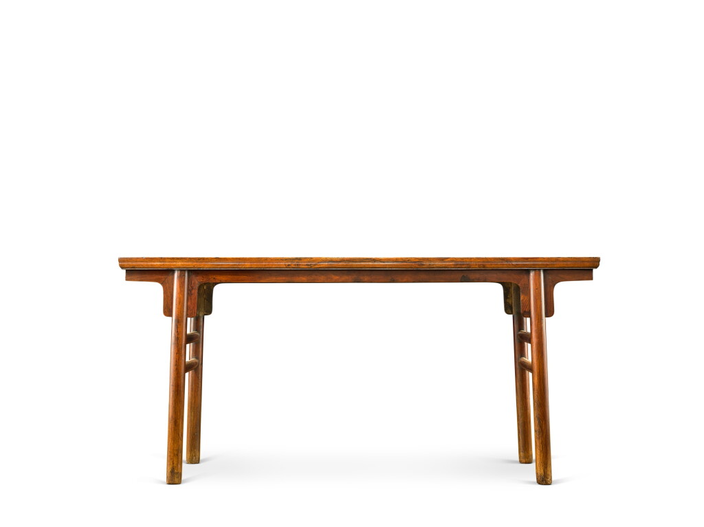 View full screen - View 1 of Lot 3679. A huanghuali round-leg side table, pingtou'an, Ming dynasty, 17th century | 明十七世紀 黃花梨夾頭榫素牙子平頭案.