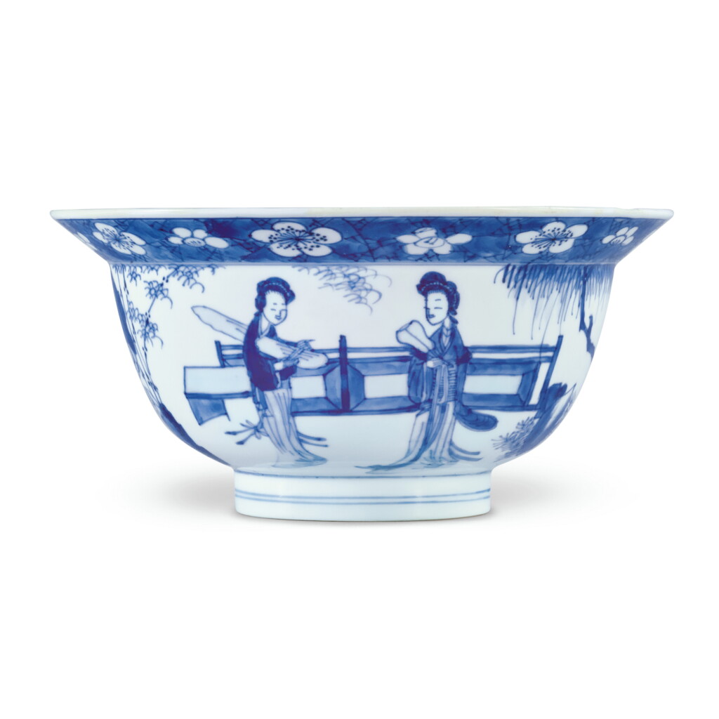 View full screen - View 1 of Lot 828. A BLUE AND WHITE 'LADIES AND BOYS' BOWL, QING DYNASTY, KANGXI PERIOD.