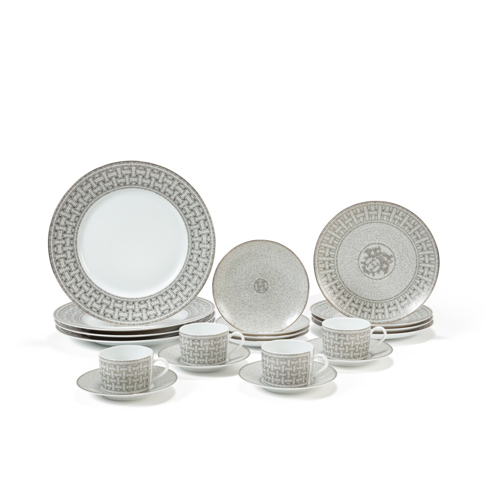 View full screen - View 1 of Lot 735. Porcelaine Mosaique au 24 Platinum Dinner set.