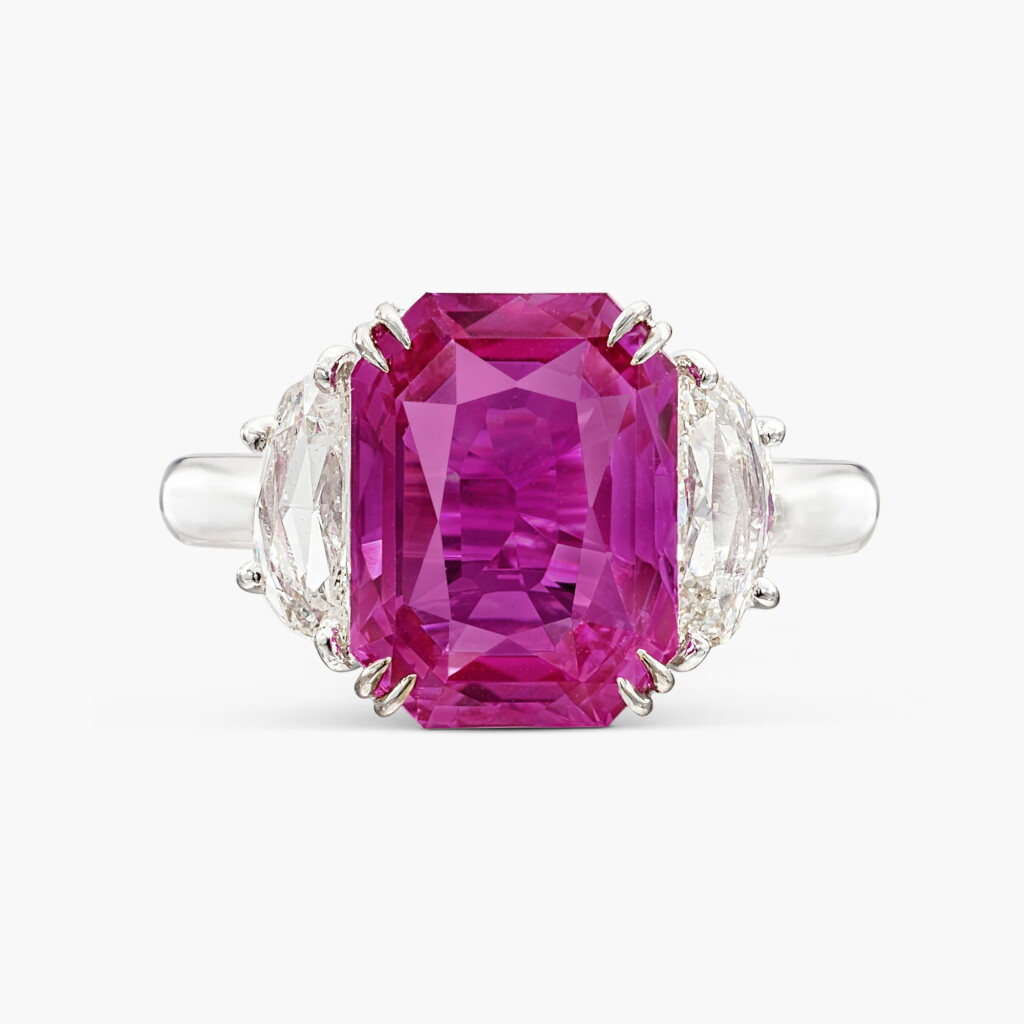 View full screen - View 1 of Lot 1711. Pink Sapphire and Diamond Ring | 6.87克拉 天然 「斯里蘭卡」未經加熱粉紅色剛玉 配 鑽石 戒指.