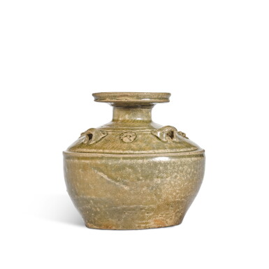 View full screen - View 1 of Lot 303. A 'Yue' celadon-glazed jar, Western Jin dynasty | 西晉 越窰青釉盤口罐.