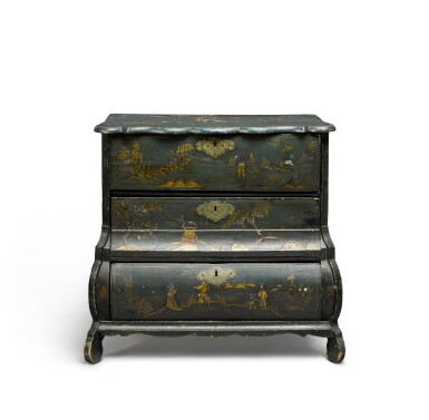 View full screen - View 1 of Lot 156. A Dutch japanned and parcel-gilt chest of drawers, mid-18th century.