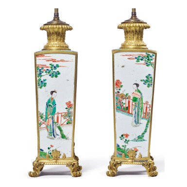 View full screen - View 1 of Lot 1862. A PAIR OF CHINESE FAMILLE-VERTE QUADRANGULAR VASES MOUNTED IN ORMOLU, THE PORCELAIN, QING DYNASTY, KANGXI PERIOD, THE MOUNTS LATER | 清康熙 五彩仕女庭院圖四方瓶一對 後配西洋銅鎏金.