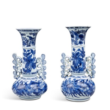 View full screen - View 1 of Lot 374. Two blue and white Venetian glass-form vases, Qing dynasty, Kangxi period | 清康熙 青花花卉紋雙耳瓶兩件.