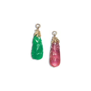 View full screen - View 1 of Lot 1664. JADEITE PENDANT; AND TOURMALINE PENDANT 天然翡翠雕「福瓜」吊墜; 及 碧璽雕「福豆」吊墜.