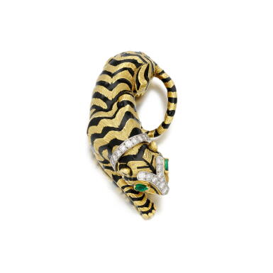 View full screen - View 1 of Lot 122. Webb, Enamel, emerald and diamond brooch (Spilla in smalti, emerald and diamond, Webb).