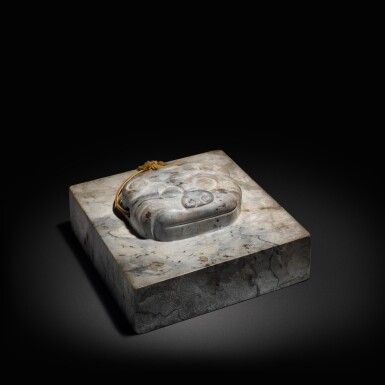 View full screen - View 1 of Lot 606. A large gray stone square seal, 20th century | 二十世紀 石雕獸面鈕印.
