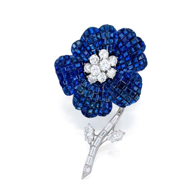 View full screen - View 1 of Lot 75. Van Cleef & Arpels | Mystery-Set Sapphire and Diamond Brooch.