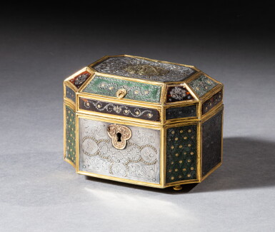 View full screen - View 1 of Lot 2. A gilt-bronze, silver, tortoiseshell and maroquin leather casket, probably France, 18th century | Coffret en bronze doré, argent, écaille et maroquin vert, probablement France, XVIIIe siècle.